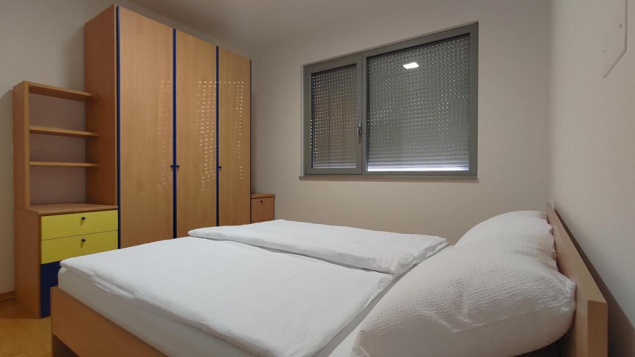 Apartmaji Palea Izola Ngoại thất bức ảnh